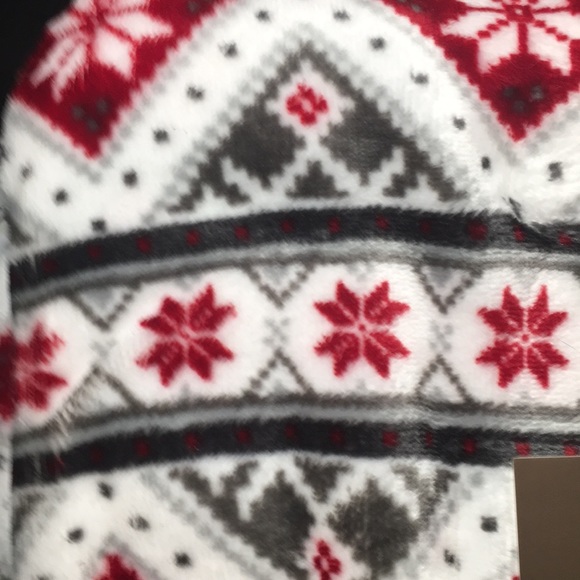 Throw - Picture 2 of 2